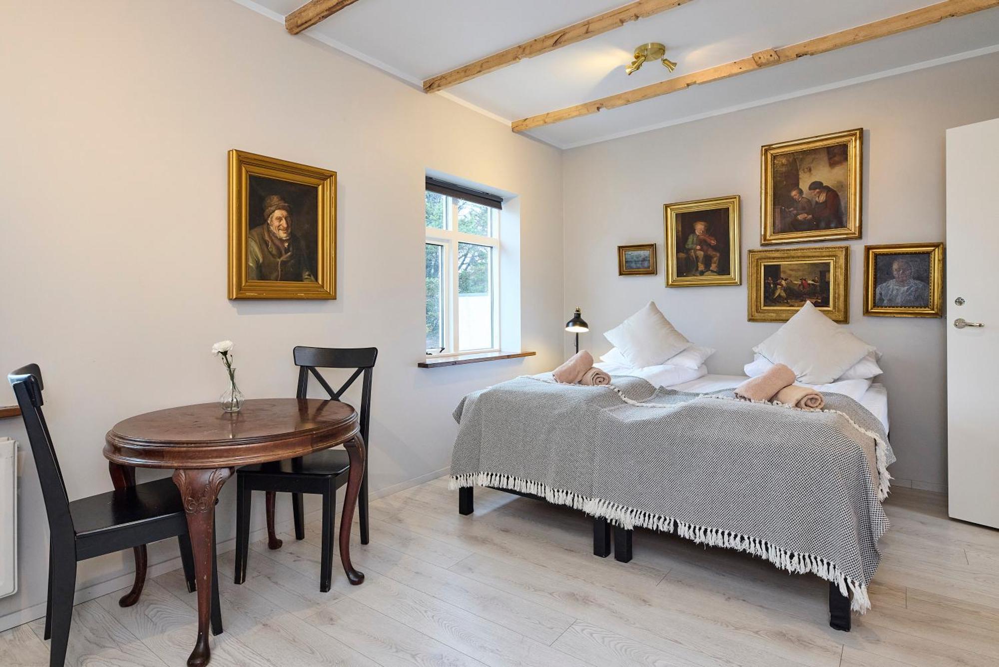 Englendingavik Homestay Боргарнес Экстерьер фото